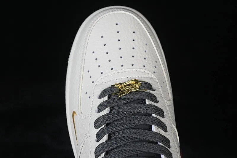 All categories Nk Air Force 1 Air Force series Nk Air Force 1 Low Air Force low-top Nike Air Force 1'07 Low Year of the Horse joint name Cloud white crimson gold Air Force 1 low-top casual sneakers NH0601-507